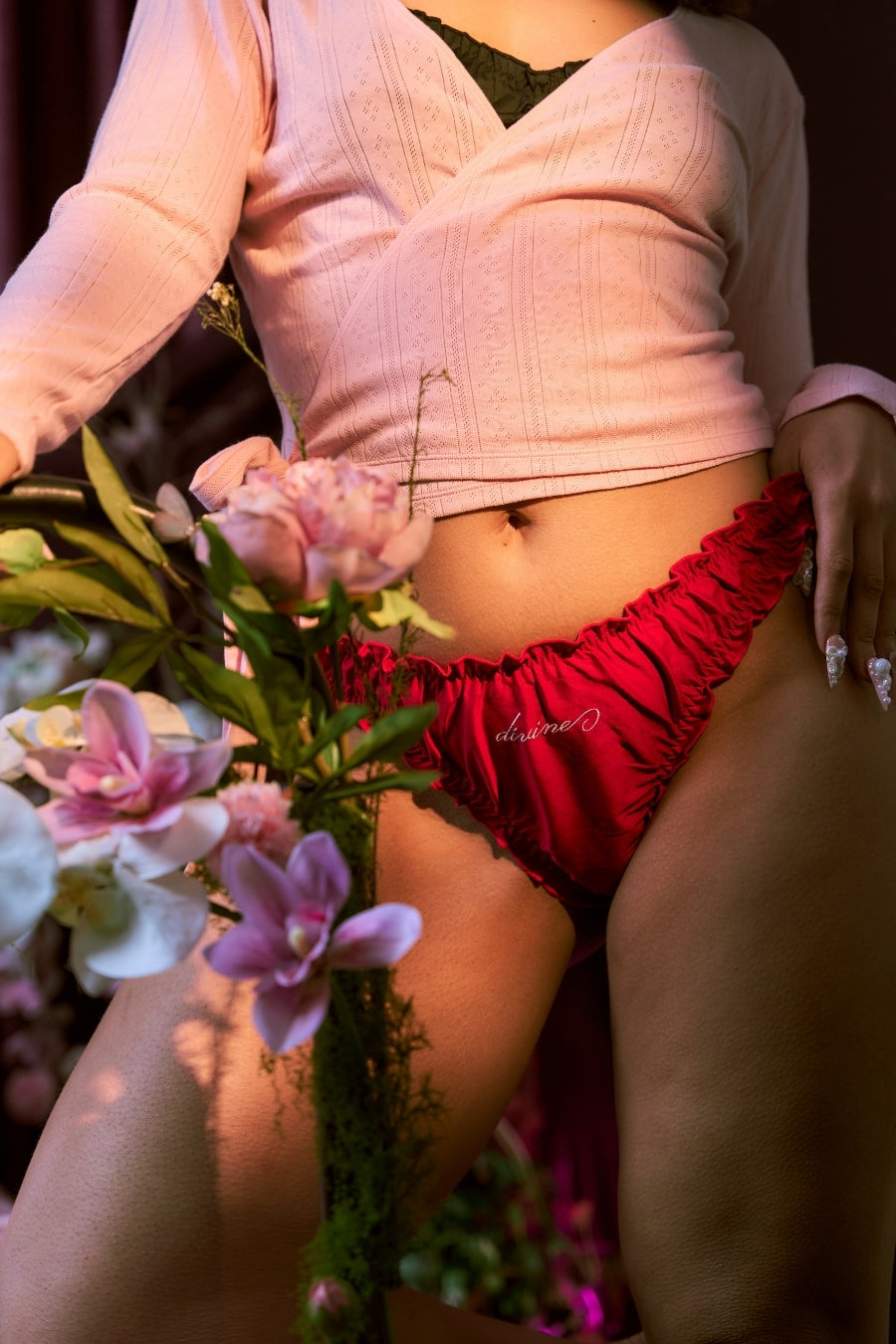 Divine: Sabrina Brief