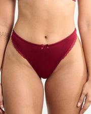 Valentina Thong
